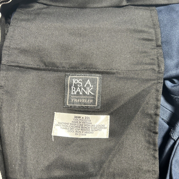 Jos A Bank Traveler 36x32 Navy Pleated Front Rolled Cuffs Slacks Pants - Picture 5 of 5